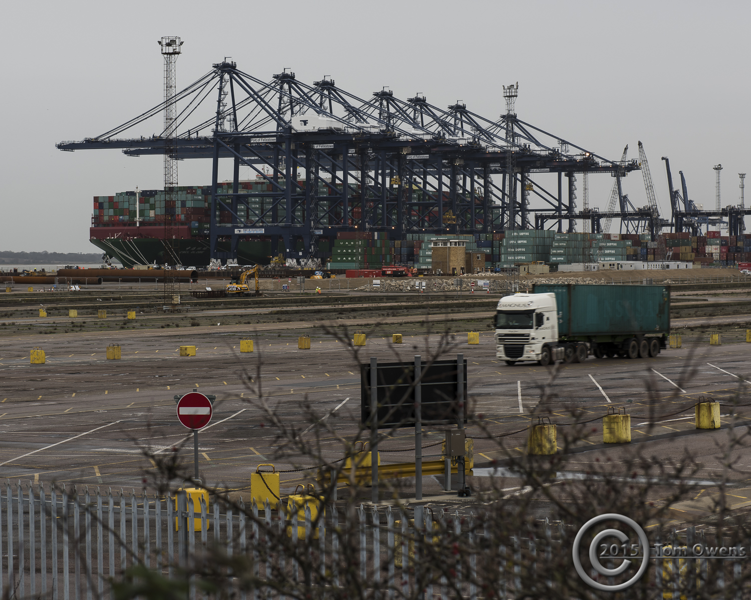 CSCL Globe berthed at Landguard Deep Water berth  7th January 2015